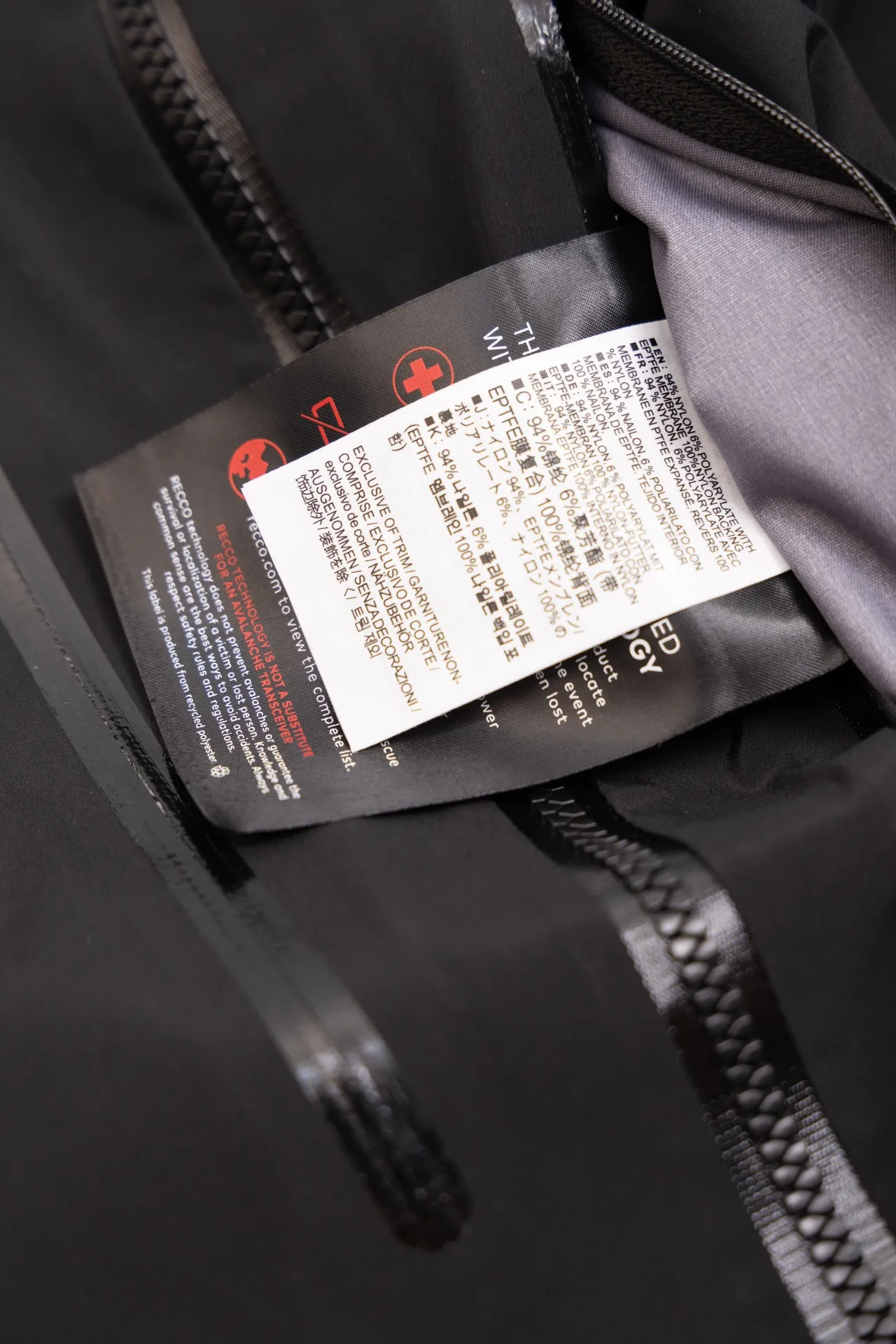 Quality ARC'TERYX SV Arcteryx Alpha SV GTX Same Style S XXL Premium ～ ！ ， 。 Recco ， ， ！ Authentic Gore-Tex ： 100% ＋ ＋20d ( )＋ Authentic ！ ！ ～ ， 。 。 ， ， ， 。 ， Quality 。 😊 Quality ！ Size：S/M/L/XL/XXL ： 81 83 86 88 90 ：117 122 128 132 136 ： 59 61 64 66 68 ： 53 55 58 60 62 S 80-120 M 110-150 L 140-170 XL 160 XXL 180 os ～